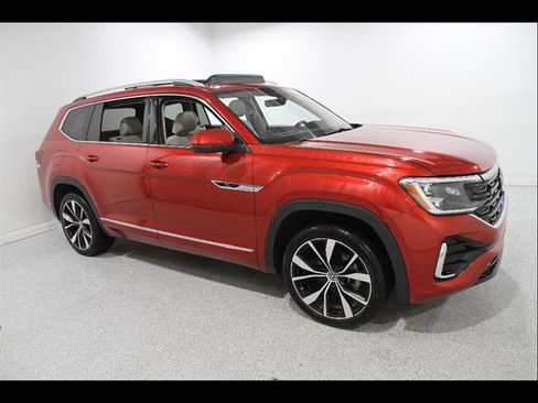 Certified 2024 Volkswagen Atlas SEL Premium R-Line AWD/4WD image 1
