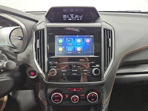 Used 2020 Subaru Crosstrek 2.0i Premium w/ Moonroof Package 2 AWD/4WD image 19