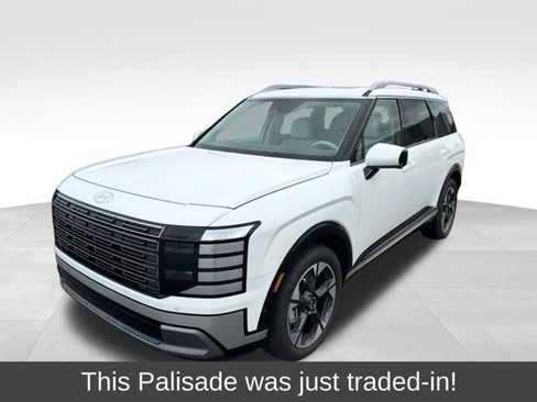 Used 2026 Hyundai Palisade Limited FWD image 1