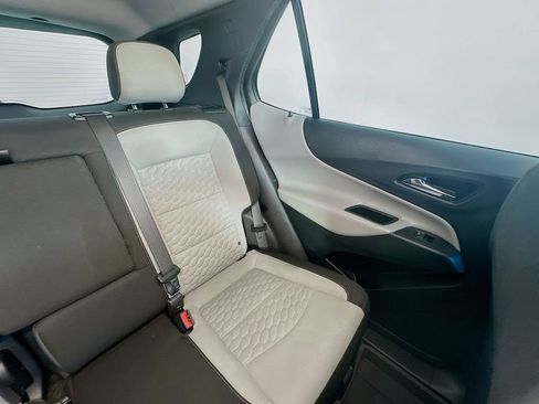 Used 2021 Chevrolet Equinox LT w/ LPO, Floor Liner Package image 15
