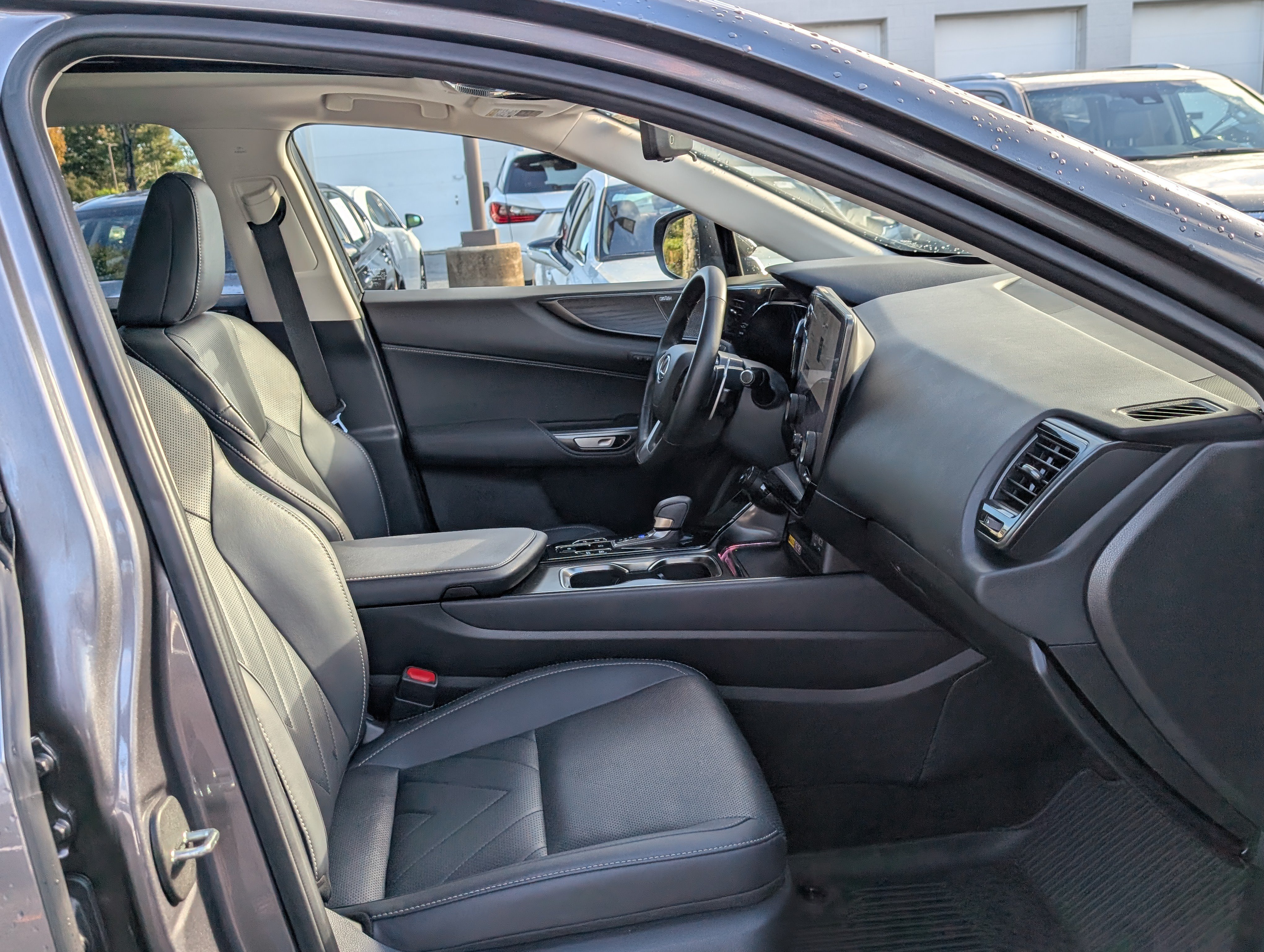 Certified 2025 Lexus NX 450h+ AWD w/ Accessory Package (2T) image 11