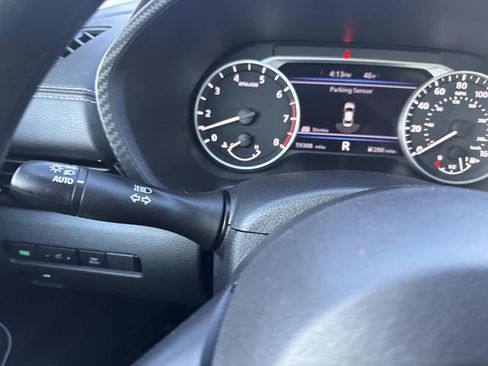 Used 2023 Nissan Sentra SV image 35