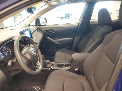 Certified 2024 Toyota Corolla Cross LE w/ Moonroof Package image 15