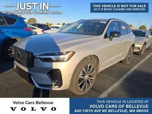Certified 2025 Volvo XC60 B5 Plus image 1