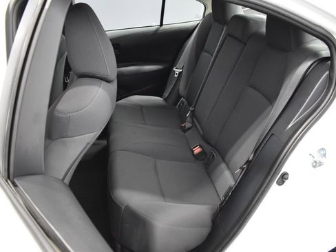 Used 2022 Toyota Corolla LE FWD image 27