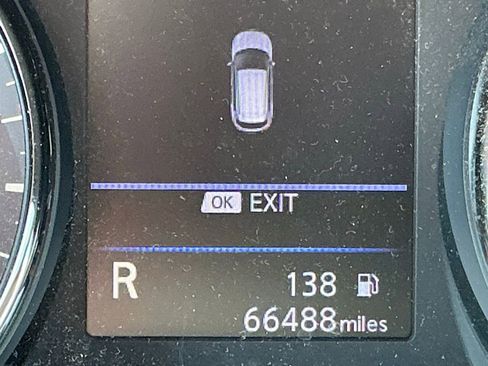 Used 2020 Nissan Rogue Sport S image 17