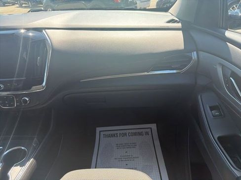 Used 2018 Chevrolet Traverse LT AWD/4WD image 21