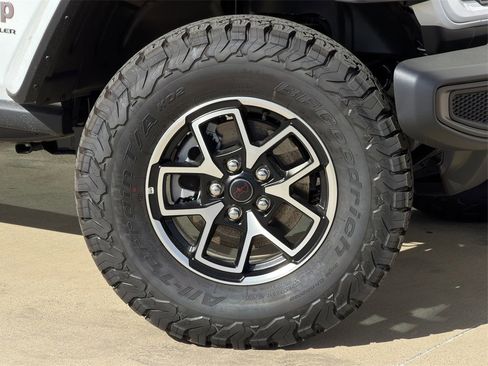 New 2026 Jeep Wrangler Rubicon image 8