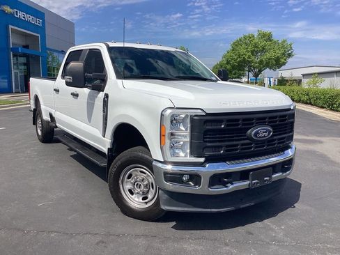 Used 2023 Ford F250 XL w/ Snow Plow Prep Package AWD/4WD image 1