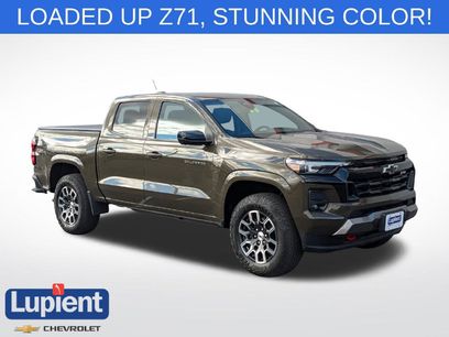 Used 2023 Chevrolet Colorado Z71 w/ Z71 Convenience Package 2