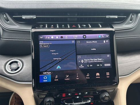 Used 2024 Jeep Grand Cherokee L Limited w/ Luxury Tech Group II image 22