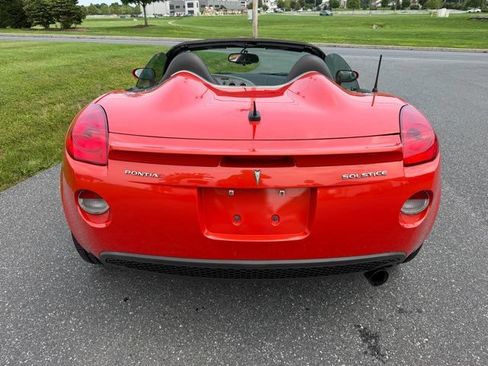 Used 2008 Pontiac Solstice Convertible w/ Premium Package RWD image 5