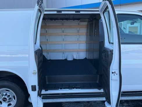 Certified 2024 GMC Savana 2500 Work Van 3D Cargo Van w/ Driver Convenience Package image 17