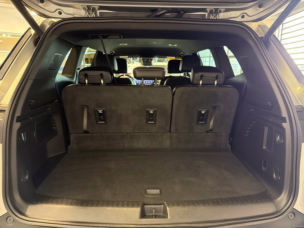 Used 2026 Buick Enclave Preferred AWD/4WD image 27