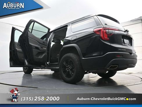 Used 2023 GMC Acadia AT4 AWD/4WD image 40