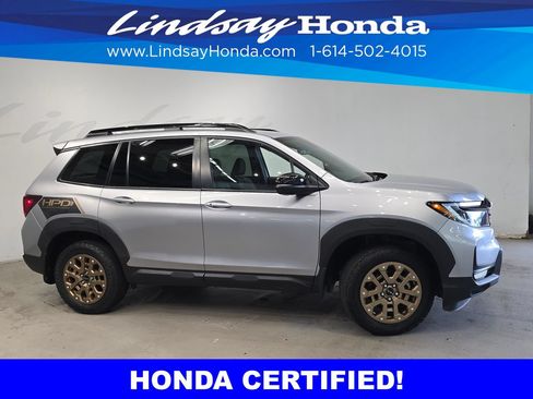 Certified 2023 Honda Passport TrailSport image 3