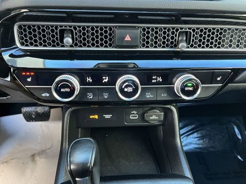 Used 2023 Honda Civic EX image 19