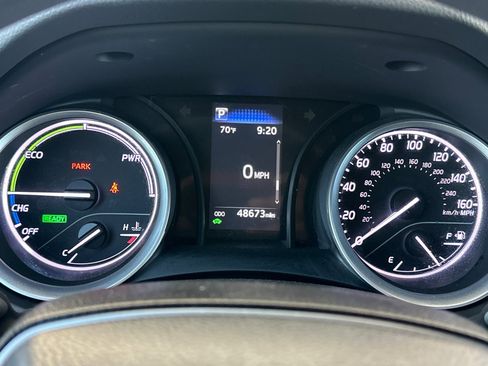 Used 2023 Toyota Camry LE image 32