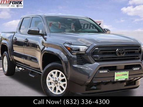 Used 2025 Toyota Tacoma SR5 RWD image 1