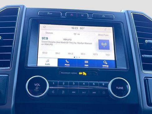 Used 2021 Ford Expedition XLT image 13