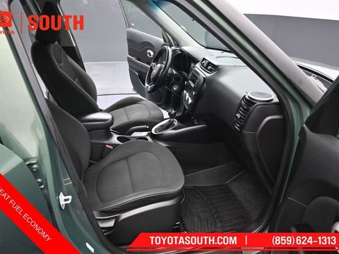 Used 2014 Kia Soul FWD image 26