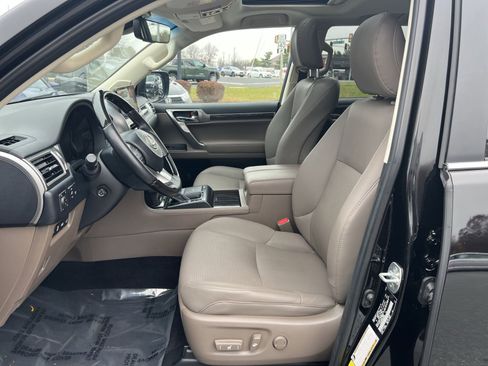 Used 2023 Lexus GX 460 Premium image 13