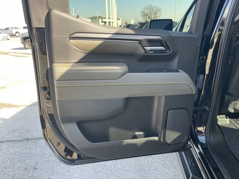 Certified 2024 Chevrolet Silverado 1500 ZR2 w/ Technology Package image 22