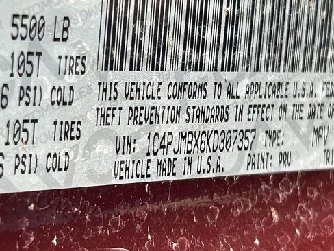 Used 2019 Jeep Cherokee Trailhawk w/ Cold Weather Group image 36