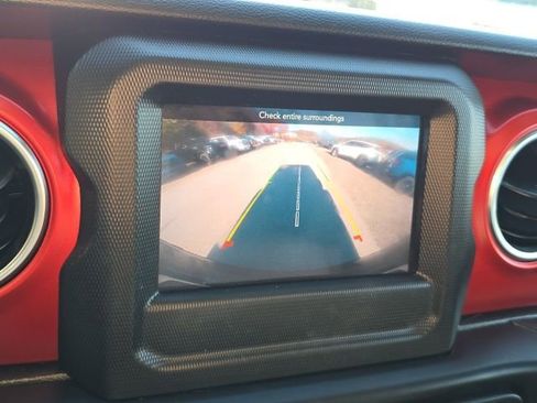 Used 2021 Jeep Wrangler Unlimited Rubicon image 14