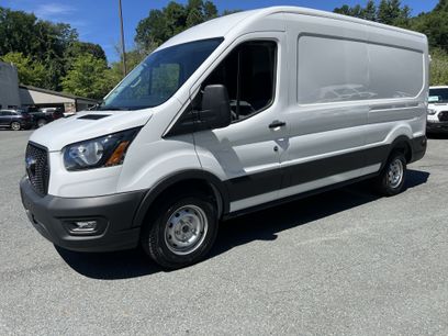 New 2024 Ford Transit 250 148 Medium Roof w/ Load Area Protection Package