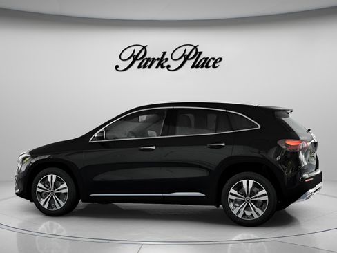 Used 2026 Mercedes-Benz GLA 250 4MATIC image 9