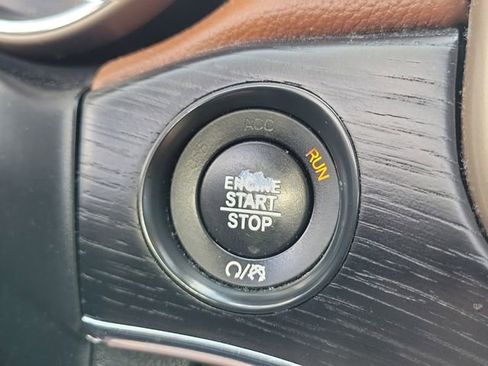 Used 2016 Jeep Grand Cherokee Summit w/ Platinum Series Group AWD/4WD image 18