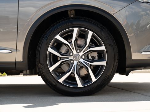 Used 2024 Acura MDX SH-AWD w/ Technology Package image 36