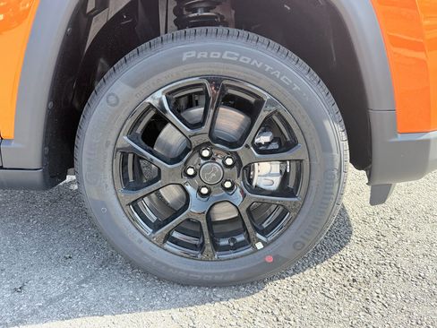 New 2026 Jeep Compass Latitude image 31