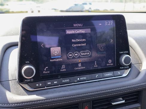 Certified 2026 Nissan Rogue SV FWD image 3