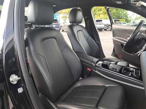 Used 2022 Mercedes-Benz A 220 image 10