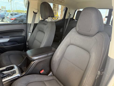 Used 2018 Chevrolet Colorado LT w/ LT Convenience Package RWD image 19
