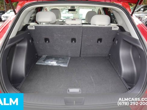 Used 2025 Hyundai Kona SEL image 21