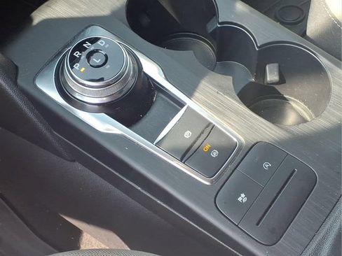 Used 2020 Ford Escape SE AWD/4WD image 9