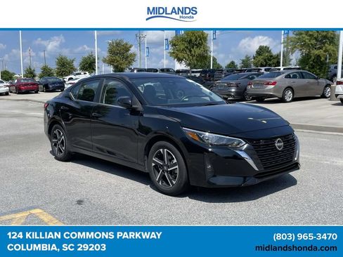 Used 2025 Nissan Sentra SV FWD image 1