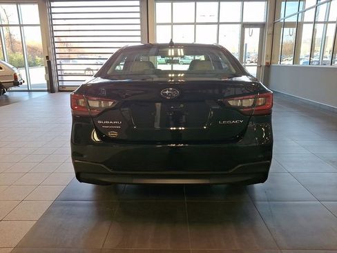 Certified 2022 Subaru Legacy Limited image 5