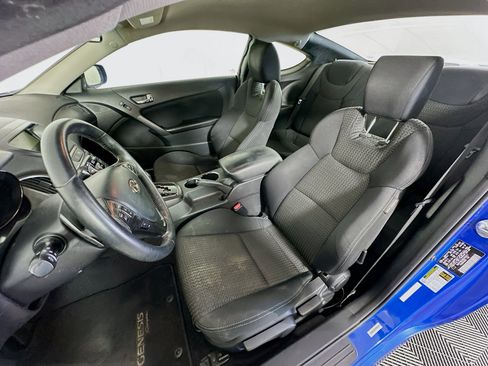 Used 2011 Hyundai Genesis 2.0T image 13