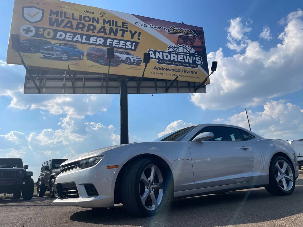 Used 2015 Chevrolet Camaro SS RWD image 23