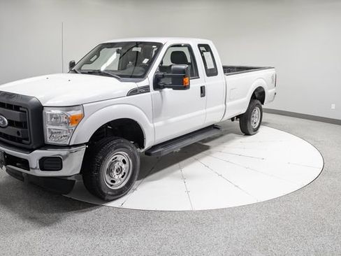 Used 2016 Ford F250 XL w/ Power Equipment Group AWD/4WD image 31