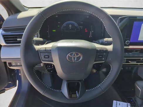 New 2026 Toyota Camry SE image 13