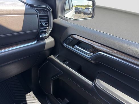Used 2022 Chevrolet Silverado 1500 RST AWD/4WD image 17