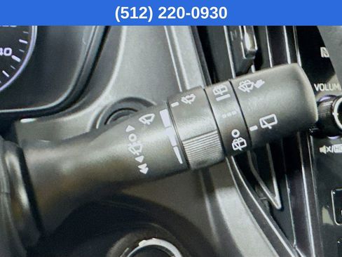 Used 2026 Subaru Forester Premium AWD/4WD image 14