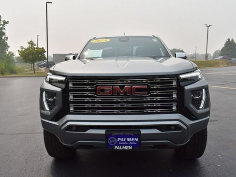 Used 2024 GMC Canyon Denali AWD/4WD image 2