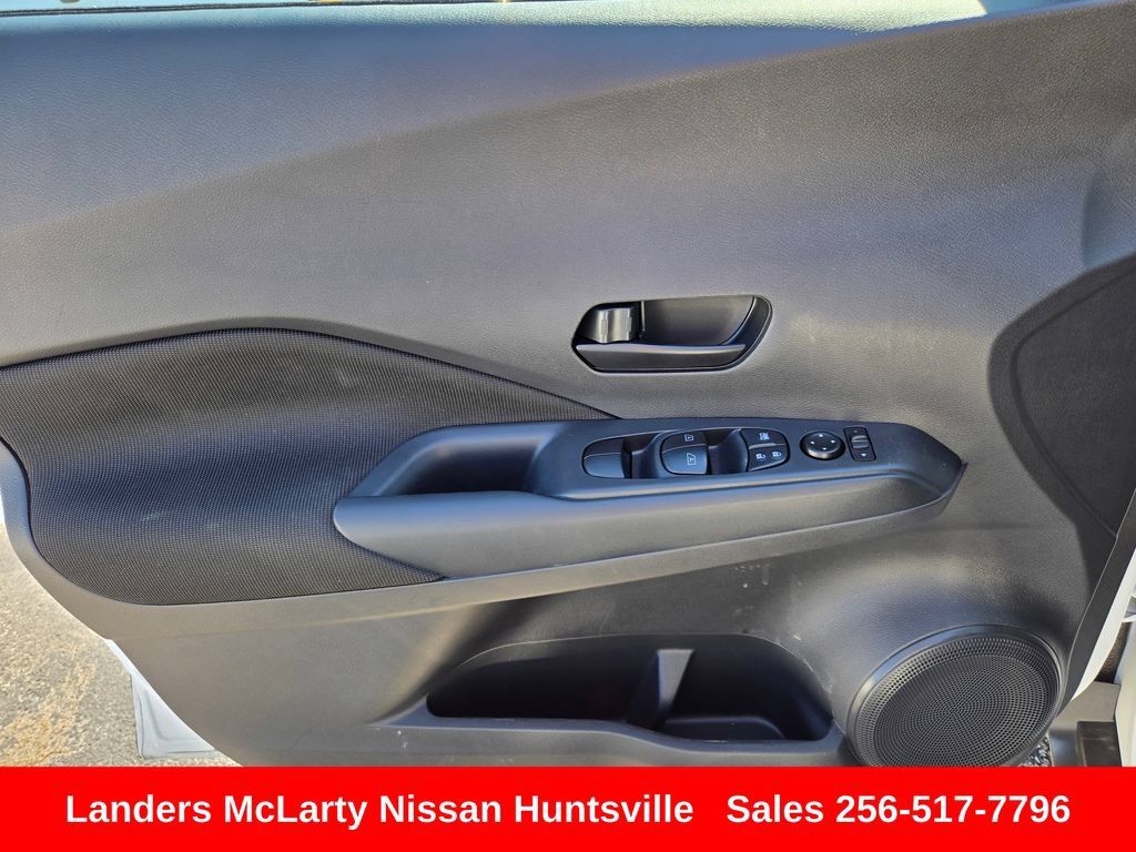 Used 2025 Nissan Kicks Play S FWD image 20