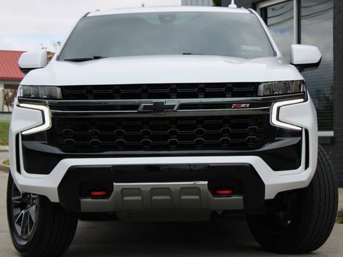 Used 2021 Chevrolet Tahoe Z71 AWD/4WD image 2